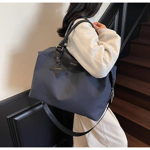 Sac de voyage imperméable de qualité supérieure pour femmes, grande capacité, pour les voyages courts, les voyages d'affaires, les week-ends, avec sangle pour bagages - Product Image 2