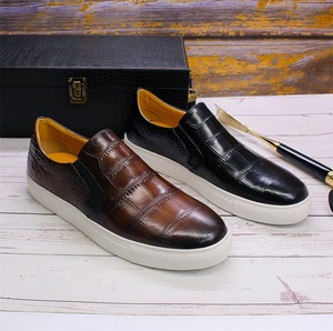 รองเท้าผู้ชายสีดำแบบไม่หุ้มข้อพื้นเรียบรองเท้ากีฬาลำลองรองเท้าบอร์ดรองเท้าลายแฟชั่นแบรนด์แฟชั่นรองเท้าลำลองสำหรับเดิน - Product Image 4