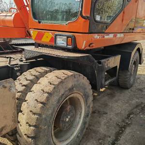 Excavadora Usada de Segunda Mano de Alta Calidad, Doosan DH210 DH210W-7, 21T, Hidráulica, con Ruedas, para Construcción, con Bomba - Product Image 4