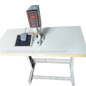 Máquina Remachadora Pequeña para Perforar Botones y Reforzar Agujeros Circulares, Máquina Remachadora de Cuero RN-5024D - Product Image 2
