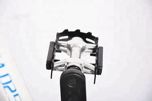21-Gang MTB 26-Zoll Mountainbike für Jugendliche mit Scheibenbremssystem Vielseitiges Fahrrad für Aktive Abenteuer - Product Image 5
