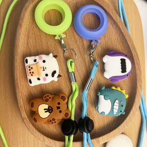 Collar de silicona para niños con 4 paquetes de correa de tapa de dibujos animados para <span class=keywords><strong>AirTag</strong></span>, cubierta protectora de longitud ajustable, accesorios de repuesto - Product Image 3