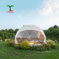 Yourte de glamping de luxe tente d'hôtel moderne maison de dôme de PVC pour le logement tente de serrage