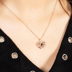 Collar con Colgante de Corazón en Acero Inoxidable con Proyección "Te Amo en <span class=keywords><strong>100</strong></span> Idiomas", Joyería de Moda Romántica para Regalo de San Valentín - Product Image 6