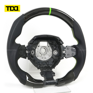 Volant de course en fibre de carbone TDD compatible avec Lamborghini, 3 branches, noir avec surpiqûres vertes - Product Image 2