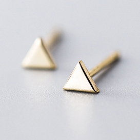 Boucles <span class=keywords><strong>d</strong></span>'oreilles minimalistes <span class=keywords><strong>en</strong></span> argent sterling 925 plaqué or <span class=keywords><strong>en</strong></span> <span class=keywords><strong>forme</strong></span> <span class=keywords><strong>de</strong></span> cœur, <span class=keywords><strong>de</strong></span> <span class=keywords><strong>croix</strong></span> et <span class=keywords><strong>d</strong></span>'étoile pour femmes - Product Image 4