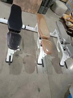 Banc et rack pliables et réglables XC-826 pour la musculation en salle de sport