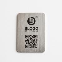 Cartes métalliques en aluminium brossé personnalisées avec code QR - Gravure de logo haut de gamme pour l'image de marque
