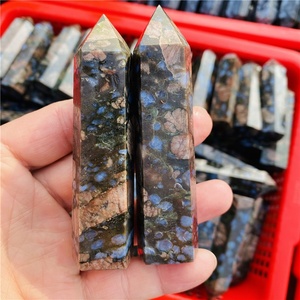 Bâtonnet de cristal naturel de <span class=keywords><strong>Glaucophane</strong></span> et de Llanite - Pointe de guérison pour le Reiki et la croissance spirituelle - Product Image 2