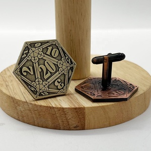 Nhà Sản Xuất Tùy Chỉnh Chất Lượng Cao Cổ Đồng Người Đàn Ông Khuy Măng Sét Với Của Bạn Nợ Biểu Tượng Kim Loại Thiết Kế Áo Sơ Mi Phụ Kiện Tay Áo Nút - Product Image 4