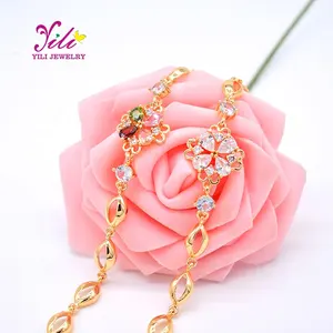 Yili personnalisé Nuevo nouveau produit 18k plaqué or BraceletJewelry Bracelet trèfle à quatre feuilles