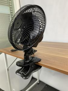 공장 직접 제조 7 인치 클립 팬 휴대용 편리한 팬 가정용 사무실 자동차 사용 - Product Image 5