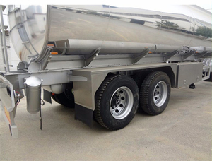 Camion-citerne à <span class=keywords><strong>carburant</strong></span> en alliage d'aluminium CLW 20cbm 22cbm 24cbm <span class=keywords><strong>Prix</strong></span> d'usine - Product Image 5