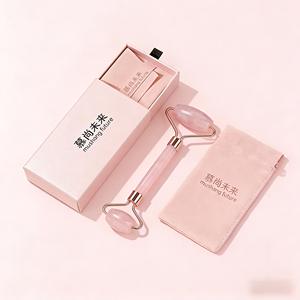Set de <span class=keywords><strong>Masajeador</strong></span> <span class=keywords><strong>Facial</strong></span> Gua Sha de <span class=keywords><strong>Cuarzo</strong></span> <span class=keywords><strong>Rosa</strong></span> de Doble <span class=keywords><strong>Rodillo</strong></span> Marca Mushang con Logotipo Personalizado para Rostro y Ojos, Uso Profesional - Product Image 1