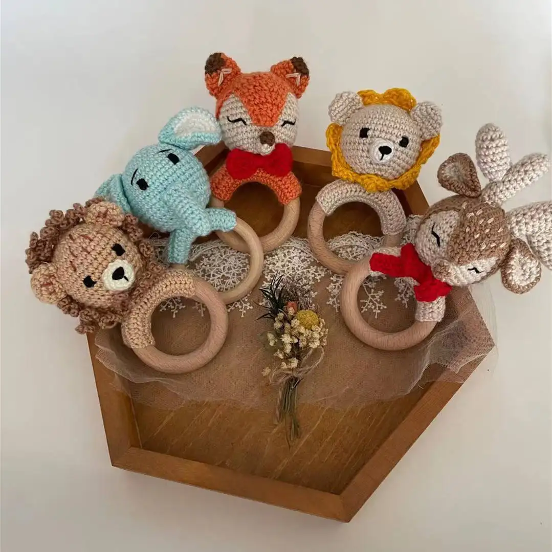 2023 New Arrival Rattle Crochet Baby Teethers Baby Rattle Toy Animal Rattle Newborn Baby Shower Gift Teether Ring