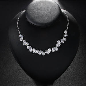 שרשרת רינסטון בצורת לב נשים מסיבות שרשרת קולר אופנתיים שרשרת עצמות אופנתיות - Product Image 5