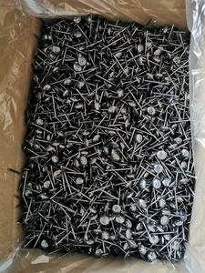 Clavo para Techo de Hierro Galvanizado BWG9X2.5'' con Cabeza de Paraguas y Arandela de Goma para Aplicaciones de Construcción Resistentes a la Intemperie - Product Image 6