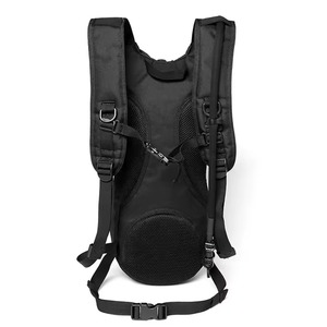Sac à dos d'hydratation tactique de survie 2L, 2,5L, 3L, imperméable, en nylon renforcé, pour la randonnée, le camping et les aventures en plein air - Product Image 4