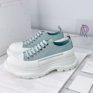 Chaussures en toile pour hommes personnalisées et luxueuses avec semelles en caoutchouc épaisses, chaussures de marche tendance et décontractées pour l'été - Product Image 1