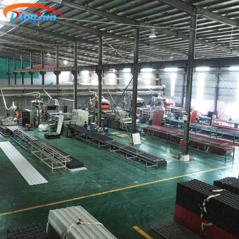 Polycarbonate Hollow Sheet Honeycomb Sheet Multi Wall Sheet for green house carport
