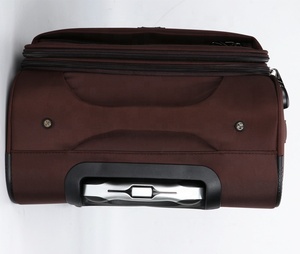Sac de sport en <span class=keywords><strong>toile</strong></span> léger de l'usine de Guangdong <span class=keywords><strong>valise</strong></span> de voyage souple en matériau Oxford pour dames de style professionnel - Product Image 4