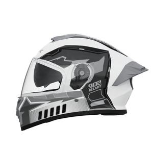Casco de Motocicleta Integral de Diseño Predator de Venta Directa con Doble Visera de PC, Material PP, para Todas las Estaciones - Product Image 1
