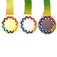 Prix de médaille de conception de fleurs colorées avec ruban Médailles vierges personnalisées Qualité en alliage de zinc Compétition Souvenir Sport Medal Award
