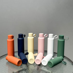 <span class=keywords><strong>Prix</strong></span> de gros 12oz 20oz Bouteille isotherme de voyage à double paroi Gym avec logo personnalisé Bouteille isotherme en acier inoxydable Bouteille de sport douce au toucher - Product Image 3