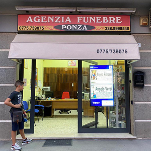 Afficheur numérique LCD OLED ultra mince personnalisé de 55 pouces, haute luminosité, pour ascenseur, métro, magasin, vitrine, affichage OEM - Product Image 4