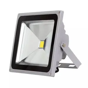 Projecteur LED UV à réflecteur mince pour l'extérieur COB Square 30W 50W Flood Lamp