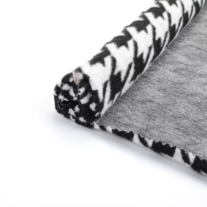 Tissu tricoté doux brossé en rayonne, polyester et élasthanne à motif jacquard pied-de-poule géométrique pour vêtements de garçons et de filles - Product Image 4