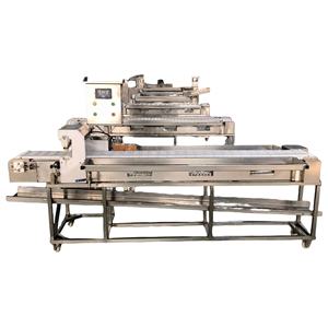 Machine automatique en acier inoxydable pour la préparation de brochettes de poisson, de tofu et de souvlaki sans gluten pour barbecue - Product Image 1