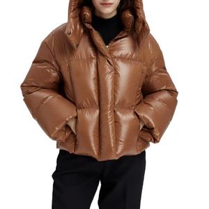 Proveedor Mayorista de Abrigos de Burbuja Personalizados para Mujer, Cortavientos, Impermeables, Cálidos, de Alta Calidad, con Cremallera, Talla Grande - Product Image 1