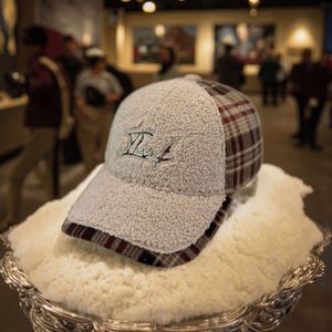 Nouvelle casquette de baseball vintage à carreaux en mélange de laine de haute qualité - Chapeau de baseball chaud et élégant - Product Image 6
