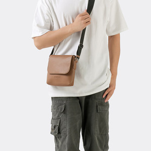 Bolso Bandolera Unisex Simple y Moderno, Bolso Pequeño para Teléfono, Resistente al Agua, de PU, con Logotipo Personalizado al por Mayor - Product Image 6