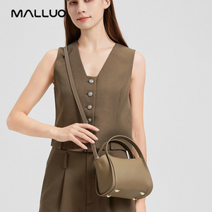 Borsa da donna in vera pelle all'ingrosso personalizzata in fabbrica. Borsa da donna in pelle di vacchetta di alta qualità. Le donne devono avere - Product Image 3