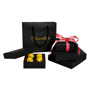 Caixa de Papel para Chocolate de Luxo Personalizada com 4 Compartimentos, Sustentável, Grau Alimentício, com Tampa Rígida e Base, para Celebrações, com Inserção - Product Image 1