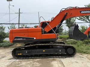 Excavatrices Doosan DX225 d'occasion de bonne qualité, origine coréenne, 22,5 tonnes, avec accessoire de pince, attache rapide et brise-roche - Product Image 4