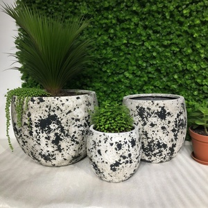 Pot de fleurs en céramique émaillée moderne et rétro, élégant, écologique, durable, vente en gros, 10*10*10cm, pour la maison et l'hôtel, emballage au sol - Product Image 6