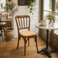 Chaise de salle à manger ergonomique en bois massif courbé avec dossier en rotin naturel et assise en mousse, empilable, pour restaurant, hôtel, mariage, bistrot, vente en gros