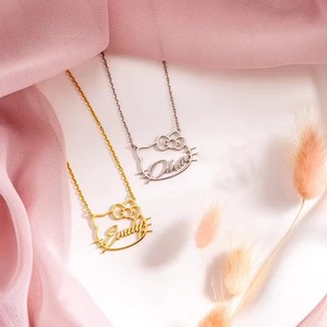 สร้อยคอจี้รูปเฮลโล คิตตี้แบบเชื่อมต่อกัน สลักชื่อได้ตามต้องการ ผลิตจากสแตนเลส เหมาะเป็นของขวัญวันเกิดสุดพิเศษ - Product Image 4