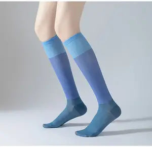 Chaussettes de compression pour femmes en nylon pour infirmière 20-30mmhg