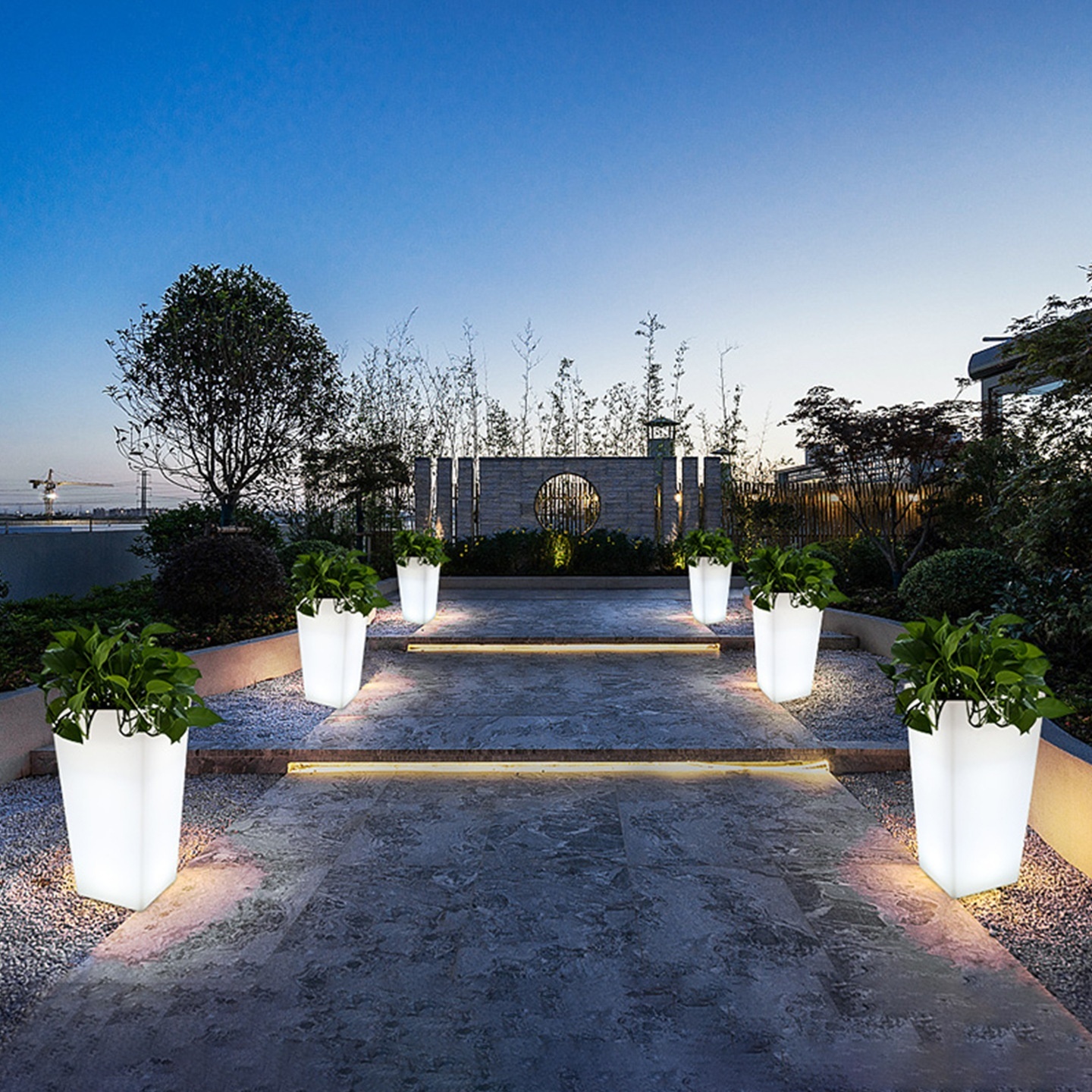 Luminous Furniture Outdoor Courtyard Guide Lights PE Rotomolded Bar Furniture Colorful Decorative Flower Pots Park