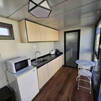 Cabine capsule de sommeil moderne personnalisable Pod extérieur cuboïde intelligent avec mobilier pour maison-citerne Airbnb ou petit appartement