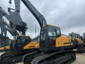 รถขุดตีนตะขาบ HX200 รุ่นใหม่ ขนาด 20 ตัน บุ้งกี๋ 0.9 เมตร ระบบไฮดรอลิกสำหรับงานหนัก กำลัง 125 กิโลวัตต์ ประสิทธิภาพการทำงานสูง เครื่องขุดดิน - Product Image 4