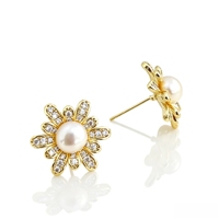 Nouvelles Boucles d'Oreilles Tendance en Forme de Marguerite, Luxe Léger, Plaqué Or, Étanche, Idéales pour le Quotidien et les Voyages