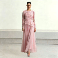 Robe de soirée formelle modeste OEM d'usine Dubaï, rose, en dentelle perlée, à manches longues, en tulle superposé, longue, pour l'Aïd et le Ramadan
