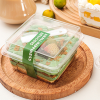Gâteau au tiramisu en mousse carrée dans une boîte en plastique PET transparente avec cuillère, boîte d'emballage pour pâtisserie, marque YASHENG