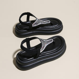 รองเท้าแตะแฟชั่นผู้หญิงปี 2026 ประดับเลื่อมครึ่งวง ดึงดูดสายตา รองเท้าส้นแบนสำหรับสุภาพสตรี - Product Image 6