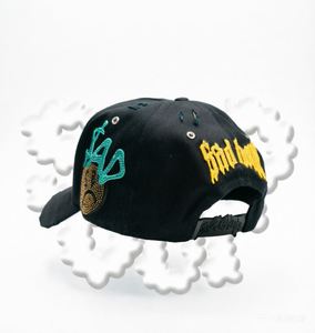 <span class=keywords><strong>Gorra</strong></span> de béisbol de gamuza de diseñador de alta calidad con ala ancha, bordado de diamantes de imitación y detalles en cromo dorado 24k, El Hat - Product Image 3